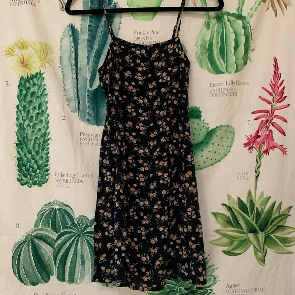American Eagle Floral Slip on Dress